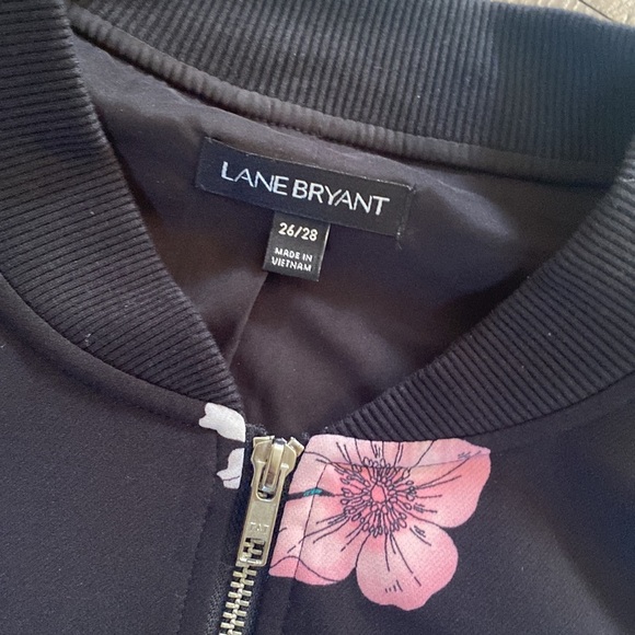 Lane Bryant Jacket Women Size 26 Floral Black Pink Full Zip Lightweight Coat - Picture 2 of 12